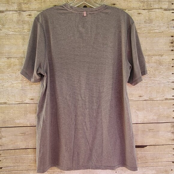 Size Medium Men's Workout/Exercise Set Short, Tanks and T-Shirt - Picture 13 of 16